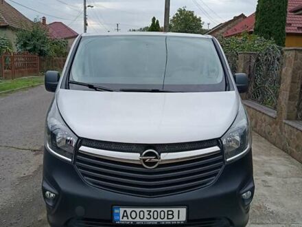 Сірий Опель Віваро, об'ємом двигуна 1.6 л та пробігом 300 тис. км за 14900 $, фото 1 на Automoto.ua