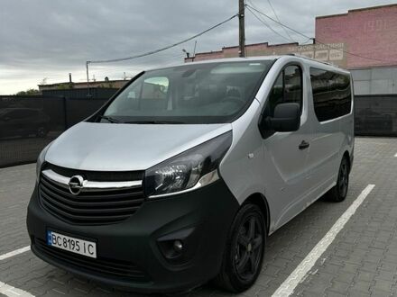 Серый Опель Виваро, объемом двигателя 1.6 л и пробегом 162 тыс. км за 16999 $, фото 1 на Automoto.ua