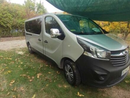 Опель Виваро 2018 в Днепре (Днепропетровске) на Automoto.ua Серый Опель Виваро, объемом двигателя 1.6 л и пробегом 256 тыс. км за 17500 $, фото 1 на Automoto.ua