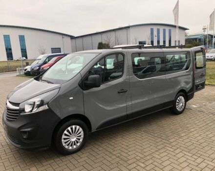 Сірий Опель Віваро, об'ємом двигуна 1.6 л та пробігом 114 тис. км за 10000 $, фото 1 на Automoto.ua