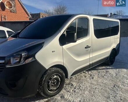 Серый Опель Виваро, объемом двигателя 1.6 л и пробегом 286 тыс. км за 18250 $, фото 1 на Automoto.ua