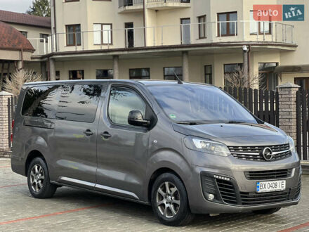 Серый Опель Виваро, объемом двигателя 2 л и пробегом 246 тыс. км за 24750 $, фото 1 на Automoto.ua