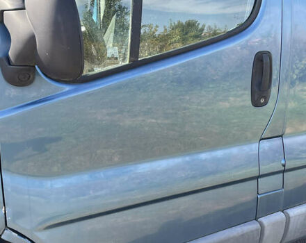 Синий Опель Виваро, объемом двигателя 2.46 л и пробегом 300 тыс. км за 5000 $, фото 2 на Automoto.ua