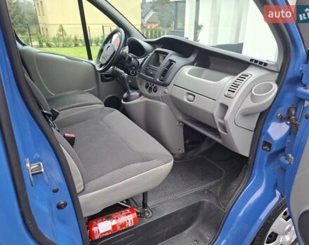 Синий Опель Виваро, объемом двигателя 2 л и пробегом 136 тыс. км за 8000 $, фото 13 на Automoto.ua