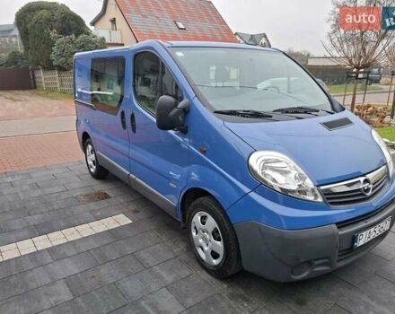 Синий Опель Виваро, объемом двигателя 2 л и пробегом 136 тыс. км за 8000 $, фото 3 на Automoto.ua