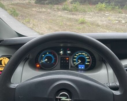 Синій Опель Віваро, об'ємом двигуна 1.9 л та пробігом 405 тис. км за 6200 $, фото 10 на Automoto.ua