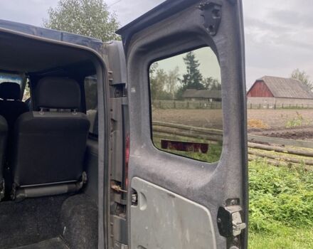 Синій Опель Віваро, об'ємом двигуна 1.9 л та пробігом 260 тис. км за 6000 $, фото 14 на Automoto.ua
