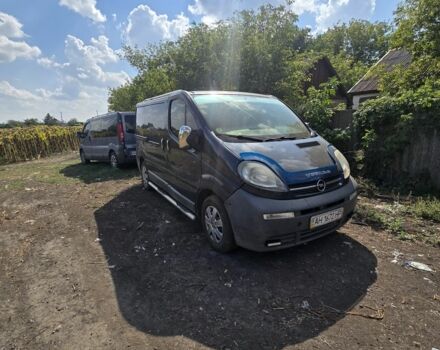 Синий Опель Виваро, объемом двигателя 1.9 л и пробегом 220 тыс. км за 4700 $, фото 1 на Automoto.ua