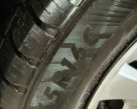 Синий Опель Виваро, объемом двигателя 1.9 л и пробегом 314 тыс. км за 4750 $, фото 7 на Automoto.ua