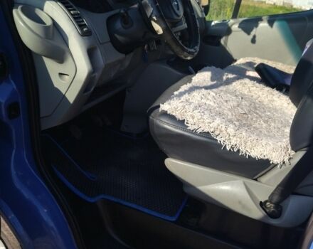 Синий Опель Виваро, объемом двигателя 2 л и пробегом 370 тыс. км за 8200 $, фото 11 на Automoto.ua