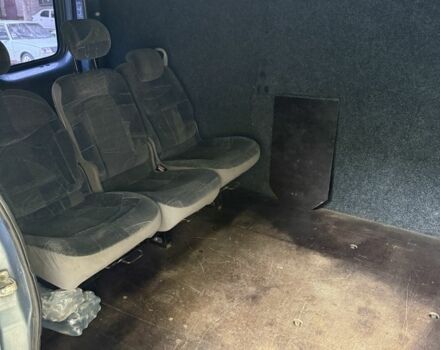 Синий Опель Виваро, объемом двигателя 2.5 л и пробегом 515 тыс. км за 3800 $, фото 4 на Automoto.ua