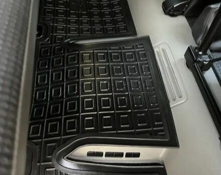 Синий Опель Виваро, объемом двигателя 2 л и пробегом 260 тыс. км за 13500 $, фото 5 на Automoto.ua