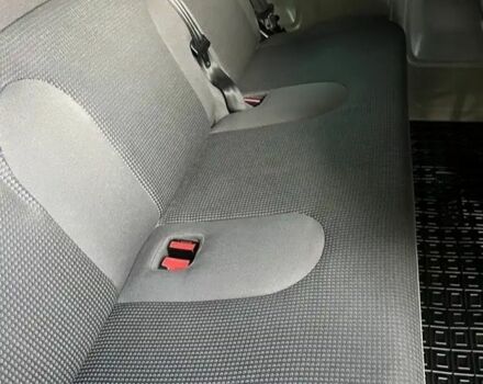 Синий Опель Виваро, объемом двигателя 2 л и пробегом 260 тыс. км за 13500 $, фото 2 на Automoto.ua