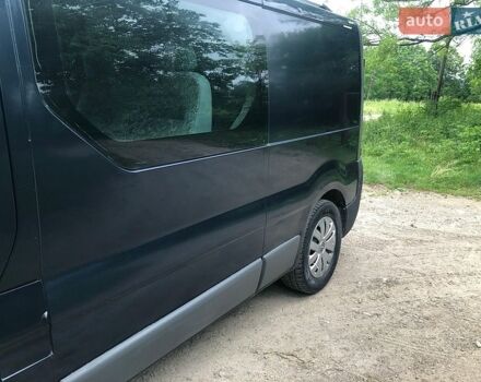 Синий Опель Виваро, объемом двигателя 1.9 л и пробегом 350 тыс. км за 5500 $, фото 28 на Automoto.ua