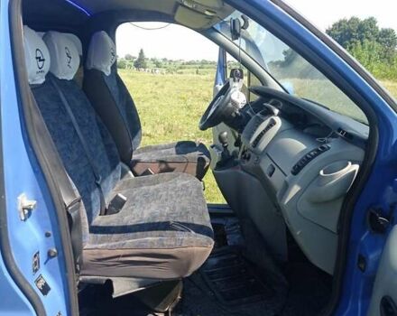 Синій Опель Віваро, об'ємом двигуна 1.9 л та пробігом 265 тис. км за 6000 $, фото 11 на Automoto.ua