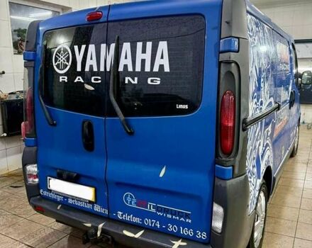 Синий Опель Виваро, объемом двигателя 2 л и пробегом 320 тыс. км за 4700 $, фото 2 на Automoto.ua