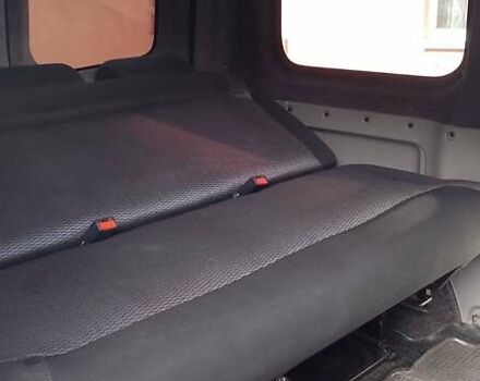 Синій Опель Віваро, об'ємом двигуна 1.87 л та пробігом 280 тис. км за 7200 $, фото 10 на Automoto.ua