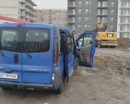 Синій Опель Віваро, об'ємом двигуна 1.9 л та пробігом 348 тис. км за 6400 $, фото 4 на Automoto.ua