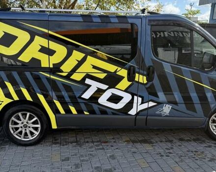 Синий Опель Виваро, объемом двигателя 2.46 л и пробегом 299 тыс. км за 6000 $, фото 5 на Automoto.ua