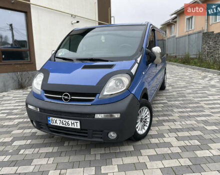 Синій Опель Віваро, об'ємом двигуна 1.9 л та пробігом 286 тис. км за 9150 $, фото 2 на Automoto.ua