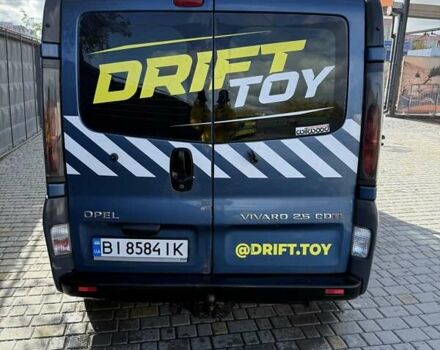 Синий Опель Виваро, объемом двигателя 2.46 л и пробегом 299 тыс. км за 6000 $, фото 3 на Automoto.ua