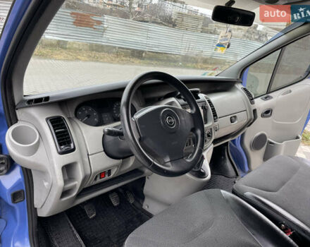 Синій Опель Віваро, об'ємом двигуна 1.9 л та пробігом 286 тис. км за 9150 $, фото 32 на Automoto.ua