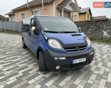 Синій Опель Віваро, об'ємом двигуна 1.9 л та пробігом 286 тис. км за 9150 $, фото 4 на Automoto.ua