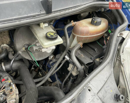 Синій Опель Віваро, об'ємом двигуна 1.9 л та пробігом 286 тис. км за 9150 $, фото 58 на Automoto.ua