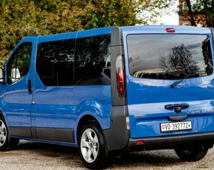 Синий Опель Виваро, объемом двигателя 2.5 л и пробегом 140 тыс. км за 6300 $, фото 12 на Automoto.ua