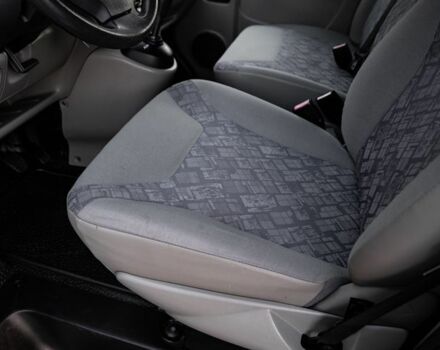 Синий Опель Виваро, объемом двигателя 2.5 л и пробегом 140 тыс. км за 6300 $, фото 16 на Automoto.ua