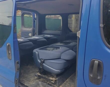 Синий Опель Виваро, объемом двигателя 1.9 л и пробегом 236 тыс. км за 8000 $, фото 3 на Automoto.ua