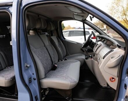 Синий Опель Виваро, объемом двигателя 2.5 л и пробегом 140 тыс. км за 6700 $, фото 21 на Automoto.ua