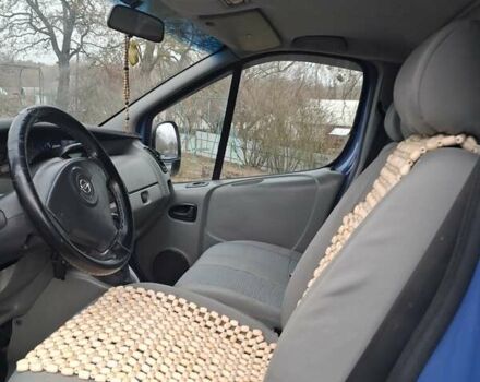 Синій Опель Віваро, об'ємом двигуна 1.9 л та пробігом 404 тис. км за 7300 $, фото 2 на Automoto.ua