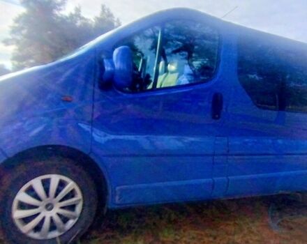 Синий Опель Виваро, объемом двигателя 1.9 л и пробегом 452 тыс. км за 7000 $, фото 2 на Automoto.ua