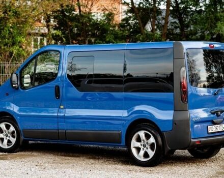 Синий Опель Виваро, объемом двигателя 2.5 л и пробегом 140 тыс. км за 6300 $, фото 11 на Automoto.ua