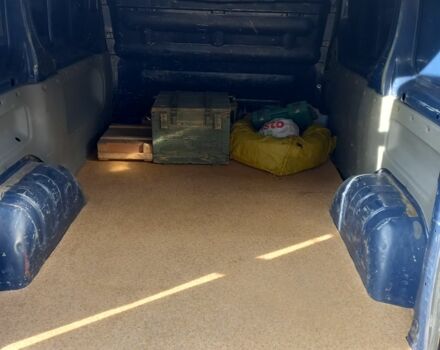 Синій Опель Віваро, об'ємом двигуна 1.9 л та пробігом 370 тис. км за 7300 $, фото 7 на Automoto.ua