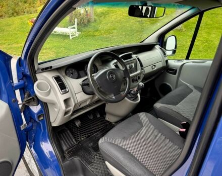 Синій Опель Віваро, об'ємом двигуна 2 л та пробігом 185 тис. км за 10500 $, фото 11 на Automoto.ua