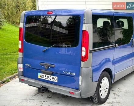 Синій Опель Віваро, об'ємом двигуна 2 л та пробігом 185 тис. км за 10500 $, фото 6 на Automoto.ua