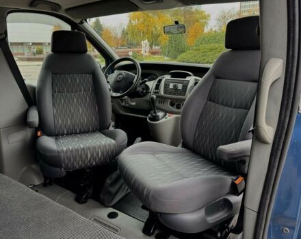 Синій Опель Віваро, об'ємом двигуна 2.5 л та пробігом 295 тис. км за 7000 $, фото 10 на Automoto.ua