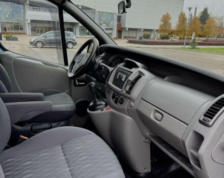 Синій Опель Віваро, об'ємом двигуна 2.5 л та пробігом 295 тис. км за 7000 $, фото 8 на Automoto.ua