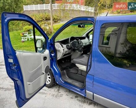 Синій Опель Віваро, об'ємом двигуна 2 л та пробігом 185 тис. км за 10500 $, фото 8 на Automoto.ua