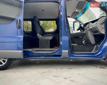 Синій Опель Віваро, об'ємом двигуна 2 л та пробігом 185 тис. км за 10500 $, фото 17 на Automoto.ua