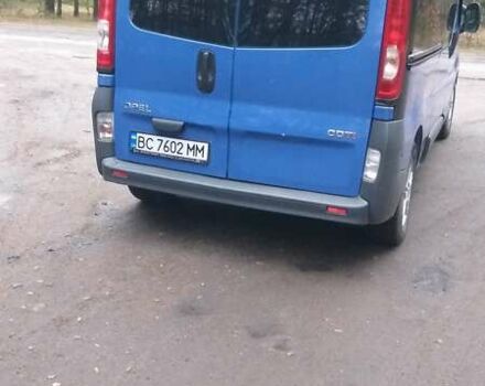Синій Опель Віваро, об'ємом двигуна 2 л та пробігом 271 тис. км за 8400 $, фото 1 на Automoto.ua