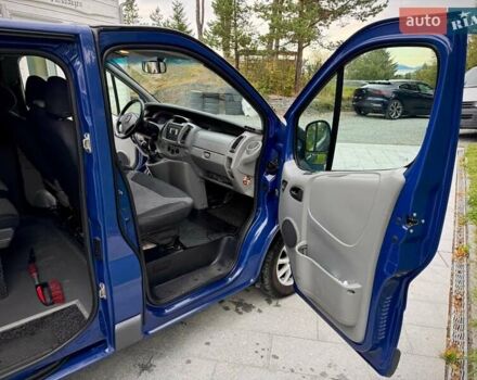 Синій Опель Віваро, об'ємом двигуна 2 л та пробігом 185 тис. км за 10500 $, фото 11 на Automoto.ua