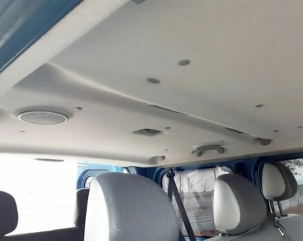 Синий Опель Виваро, объемом двигателя 2.5 л и пробегом 210 тыс. км за 7700 $, фото 12 на Automoto.ua