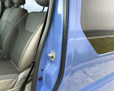 Синий Опель Виваро, объемом двигателя 2 л и пробегом 305 тыс. км за 10999 $, фото 15 на Automoto.ua