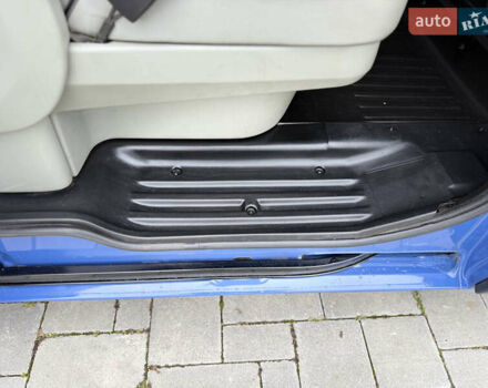 Синий Опель Виваро, объемом двигателя 2 л и пробегом 305 тыс. км за 10999 $, фото 29 на Automoto.ua