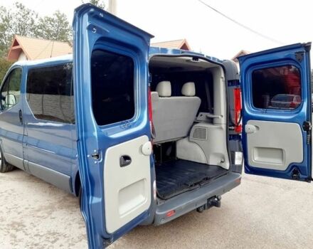 Синий Опель Виваро, объемом двигателя 2.5 л и пробегом 210 тыс. км за 7700 $, фото 7 на Automoto.ua