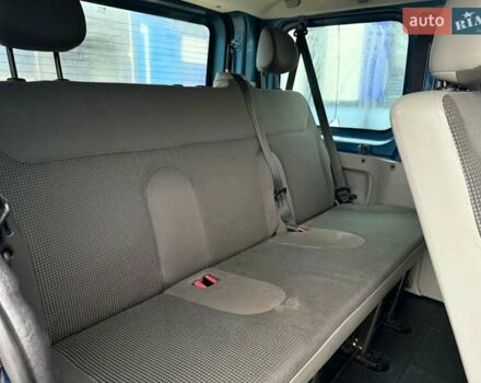 Синій Опель Віваро, об'ємом двигуна 2 л та пробігом 250 тис. км за 12500 $, фото 26 на Automoto.ua