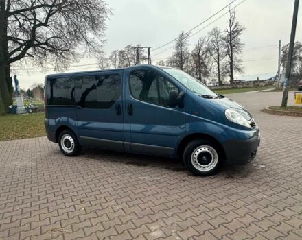 Синий Опель Виваро, объемом двигателя 2 л и пробегом 220 тыс. км за 7200 $, фото 2 на Automoto.ua